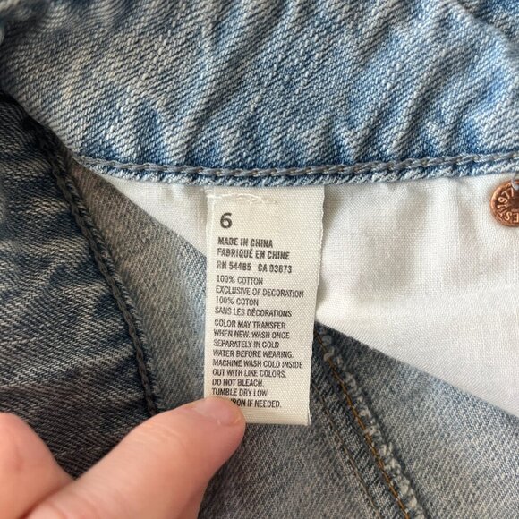 Womens American Eagle Light Wash Hi-Rise Shorts - 6 - Picture 6 of 6